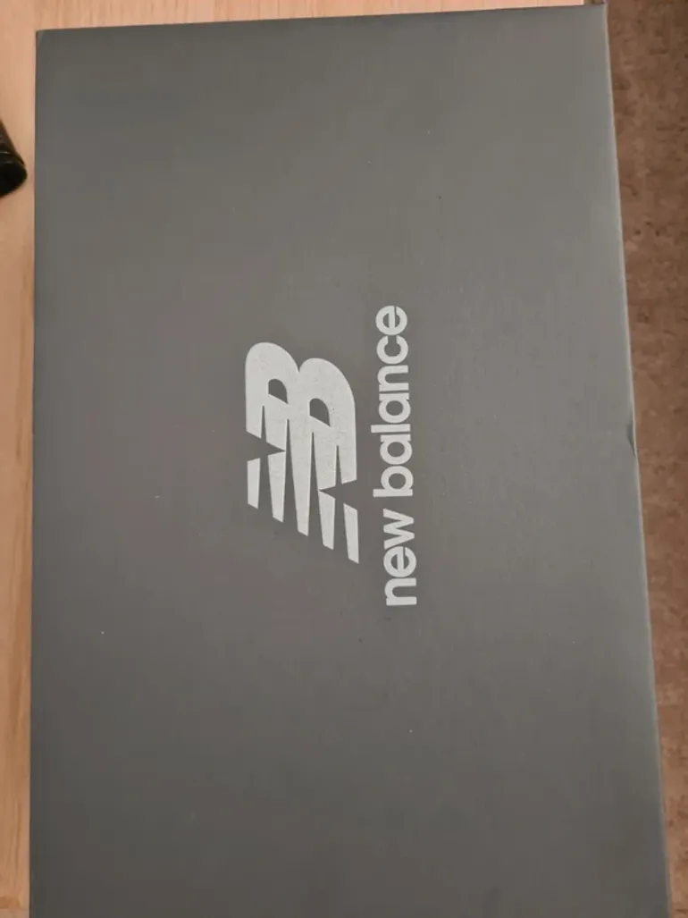 New Balance Fresh Foam Trainer bike usato — immagine 8 di 8