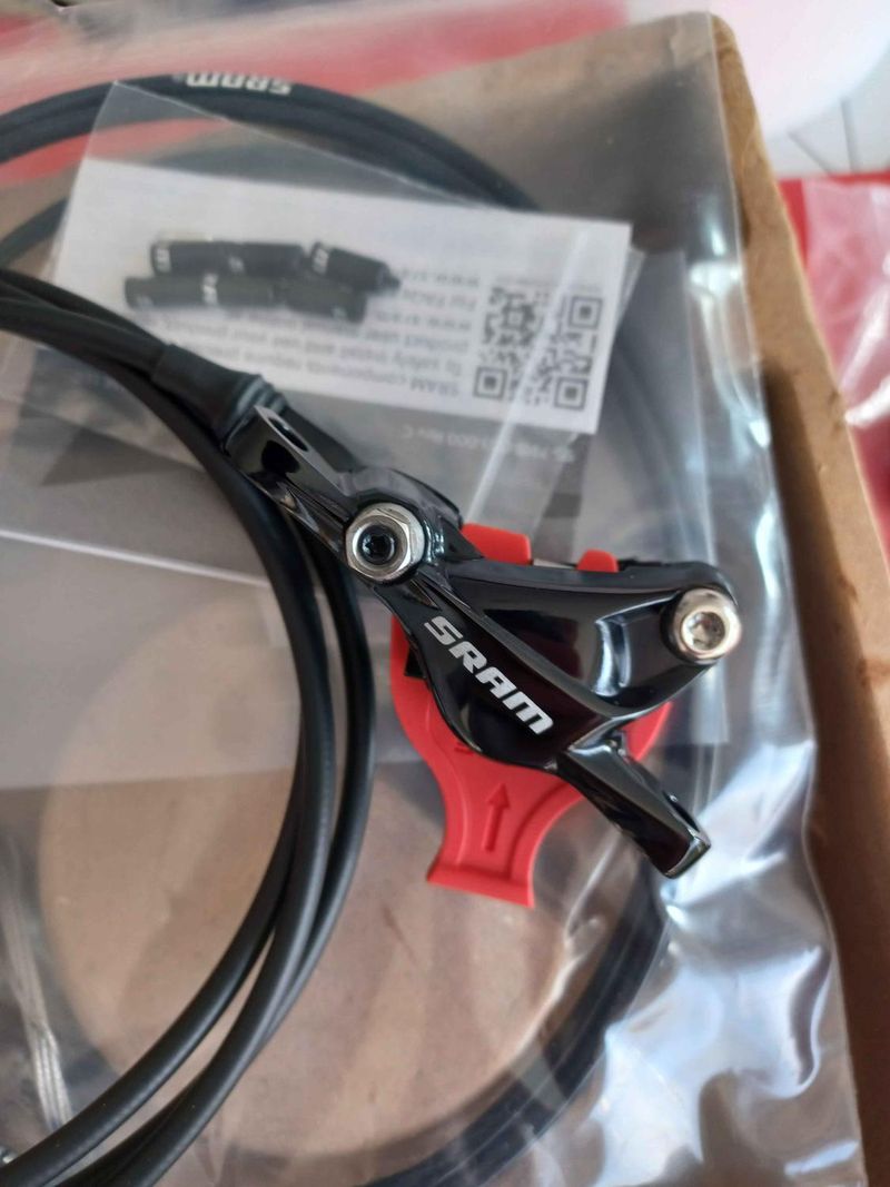 Sram leviers / Manettes apex 11 vitesses Brakes d'occasion