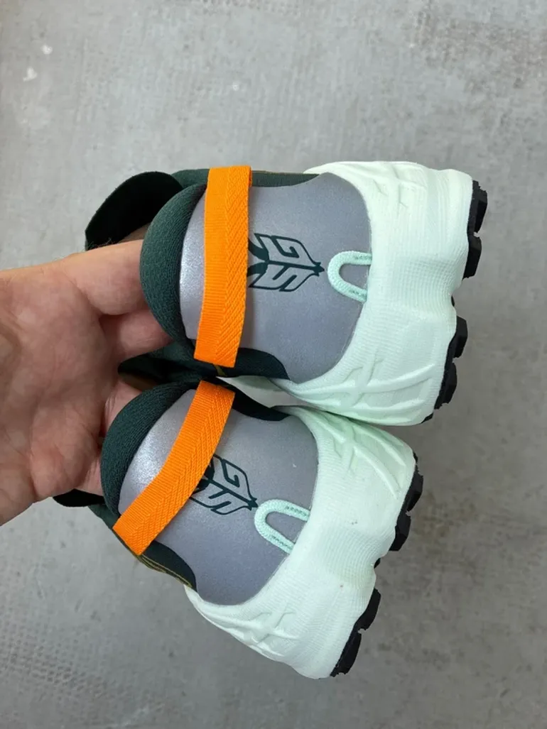 Hoka Speedgoat 7 bike de segunda mano — imagen 4 de 7