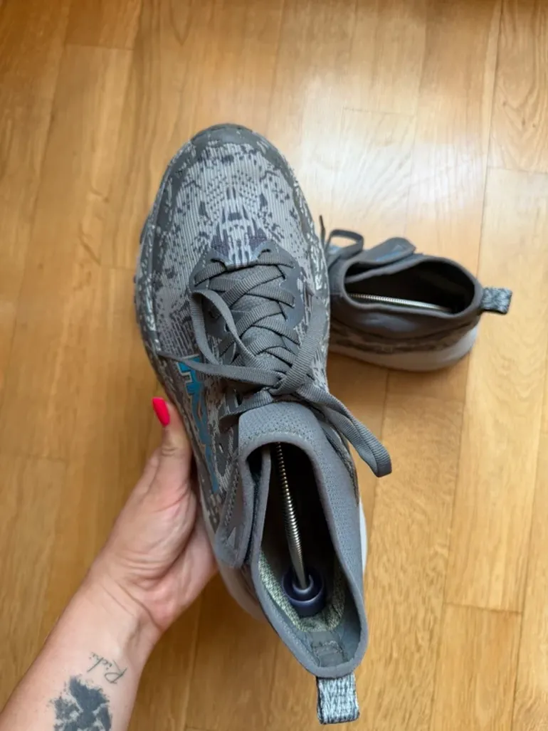Używany Hoka Speedgoat 6 GTX bike — zdjęcie 2 z 24