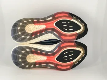 Used Adidas Ultra Boost 22 bike — image 25 of 26