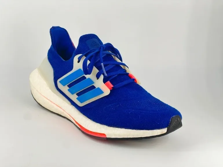Used Adidas Ultra Boost 22 bike — image 7 of 26