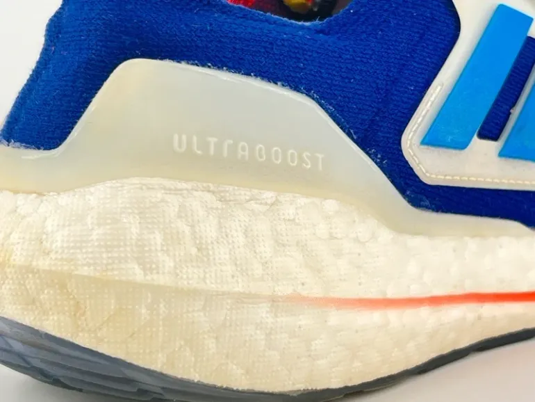Used Adidas Ultra Boost 22 bike — image 18 of 26