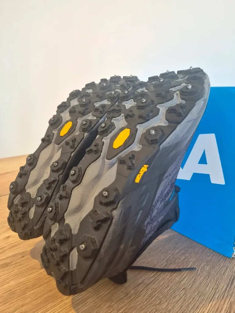 Used Hoka Speedgoat 5 GTX Spike bike — image 5 of 8