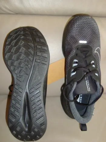 Used Nike Juniper Trail 2 GTX V2 bike — image 4 of 7