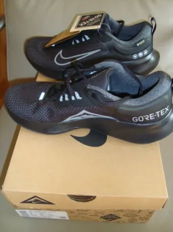 Used Nike Juniper Trail 2 GTX V2 Running Shoes