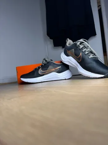Použité Nike Revolution 7 Running Shoes