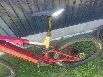 Used Ghost E-ASX Essential 2025 bike — image 2 of 4