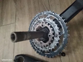 Used Shimano Deore LX Hollowtech II bike — image 2 of 2