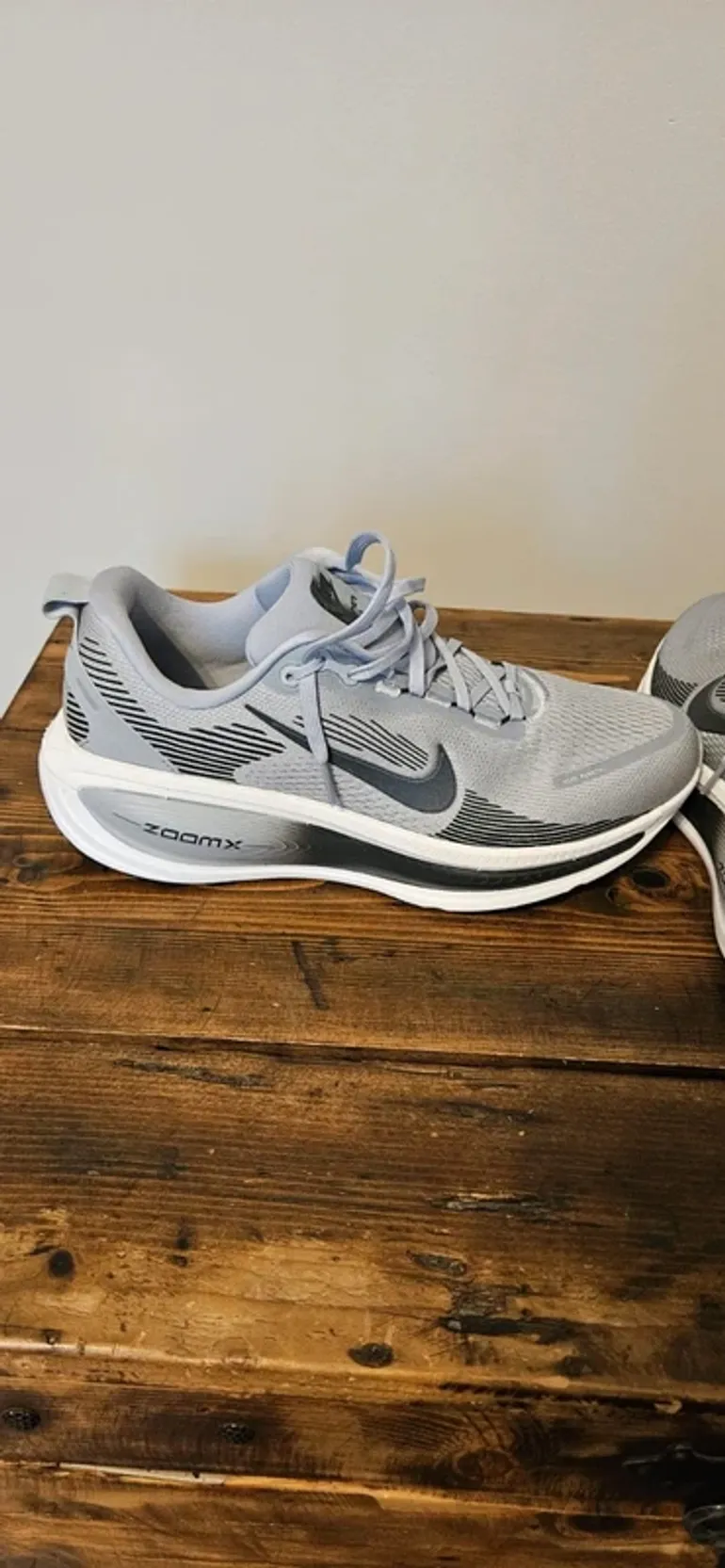 Used Nike ZoomX Vomero 16 bike — image 5 of 13