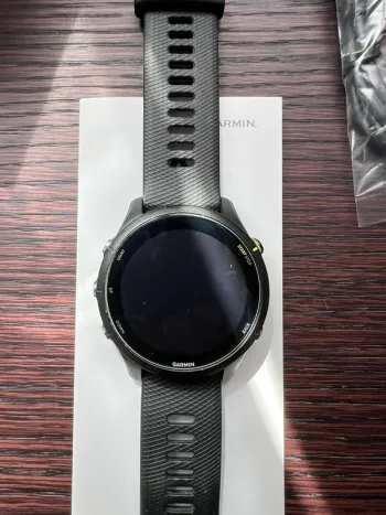 Used Garmin Forerunner 255 Music bike — image 2 of 6