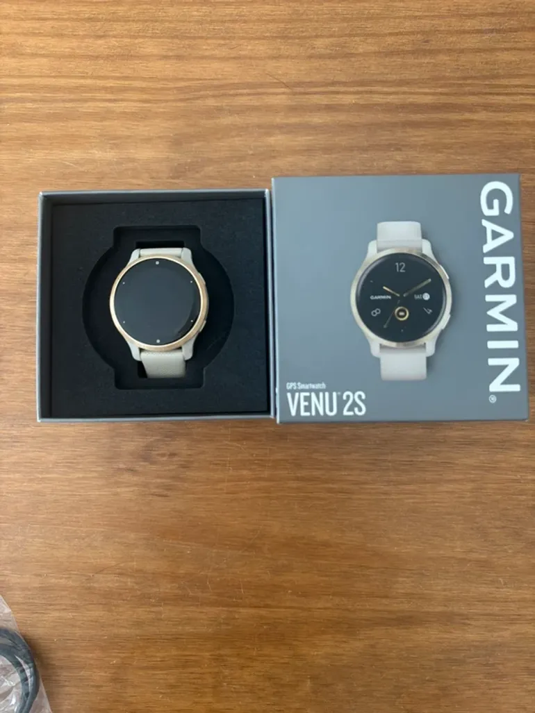Used Garmin Venu 2S bike — image 2 of 6