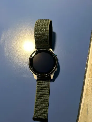 Used Garmin Forerunner 255 Music bike — image 2 of 5