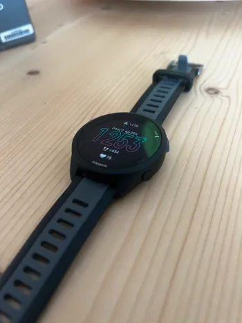 Used Garmin Forerunner 165 Music bike — image 3 of 5