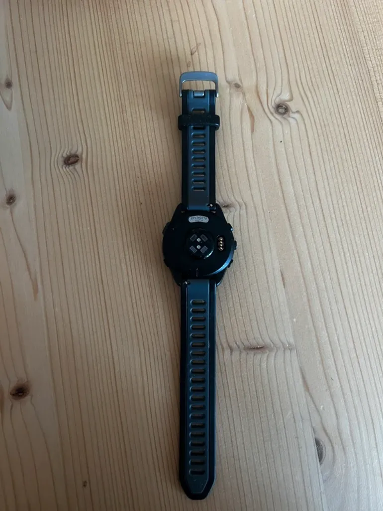 Used Garmin Forerunner 165 Music bike — image 4 of 5