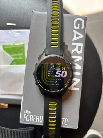 Used Garmin Forerunner 170 Electronics