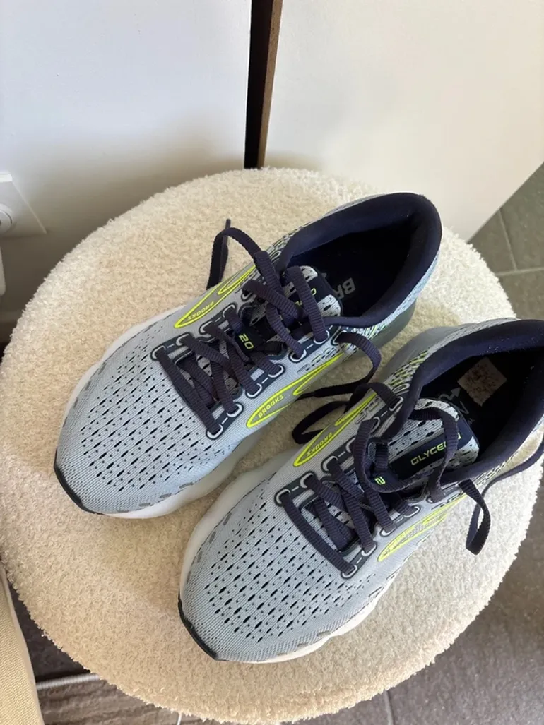 Käytetty Brooks Running Shoes bike — kuva 5 / 9
