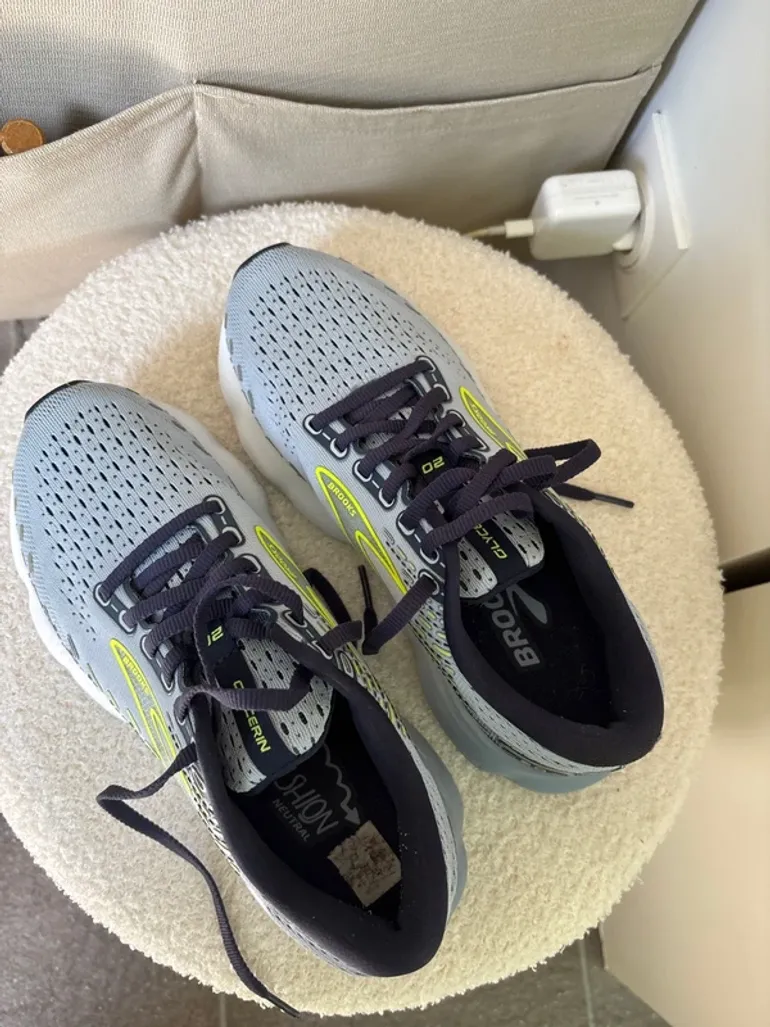 Käytetty Brooks Running Shoes bike — kuva 4 / 9