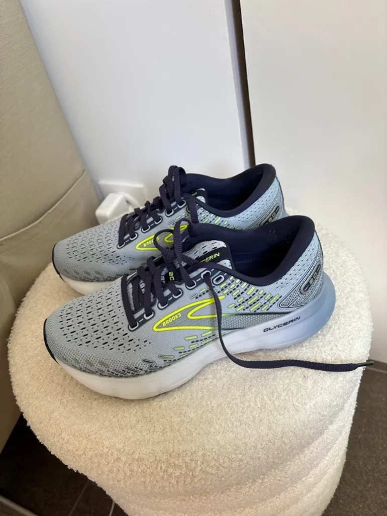 Käytetty Brooks Running Shoes bike — kuva 3 / 9