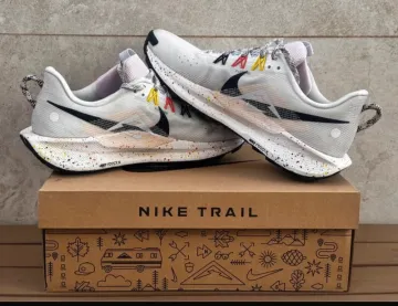 Pegasus Trail 5 Running Shoes usato
