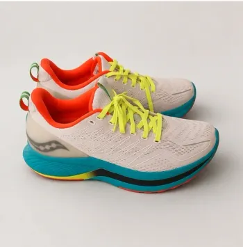 Used Saucony Endorphin Shift bike — image 2 of 5