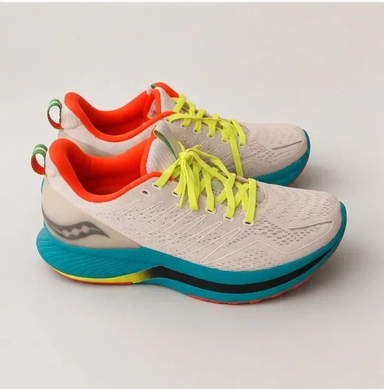 Used Saucony Endorphin Shift bike — image 2 of 5