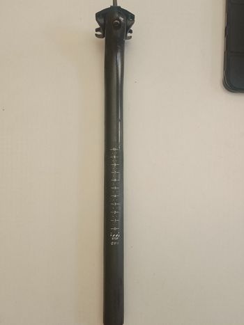 Używany Fsa Seatpost Saddles & Seatposts