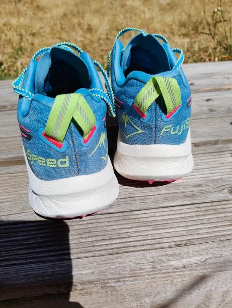 Used Asics fujispeed 2 bike — image 4 of 8