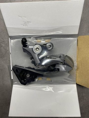 Brugt Shimano Dérailleur Shimano 105 SILVER bike — billede 3 af 3