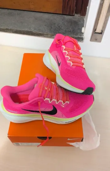 Used Pegasus 41 Running Shoes