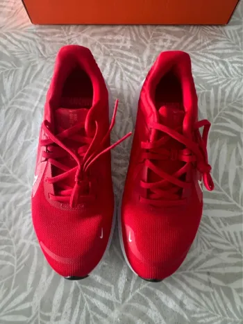 Tweedehands Nike Quest 5 bike — afbeelding 3 van 9