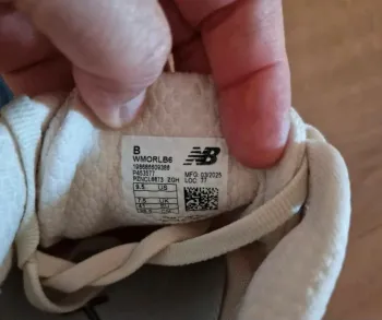 Used New Balance Fresh Foam X More v6 bike — image 5 of 6