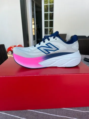 New Balance Sneakers bike d'occasion — image 3 sur 3