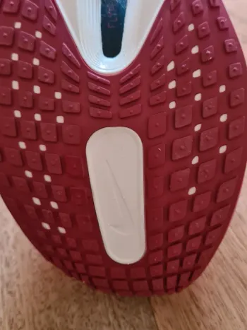 Rose Nike Fly6 bike d'occasion — image 12 sur 15