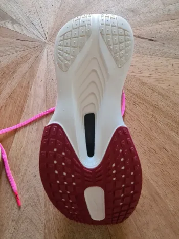 Rose Nike Fly6 bike d'occasion — image 9 sur 15