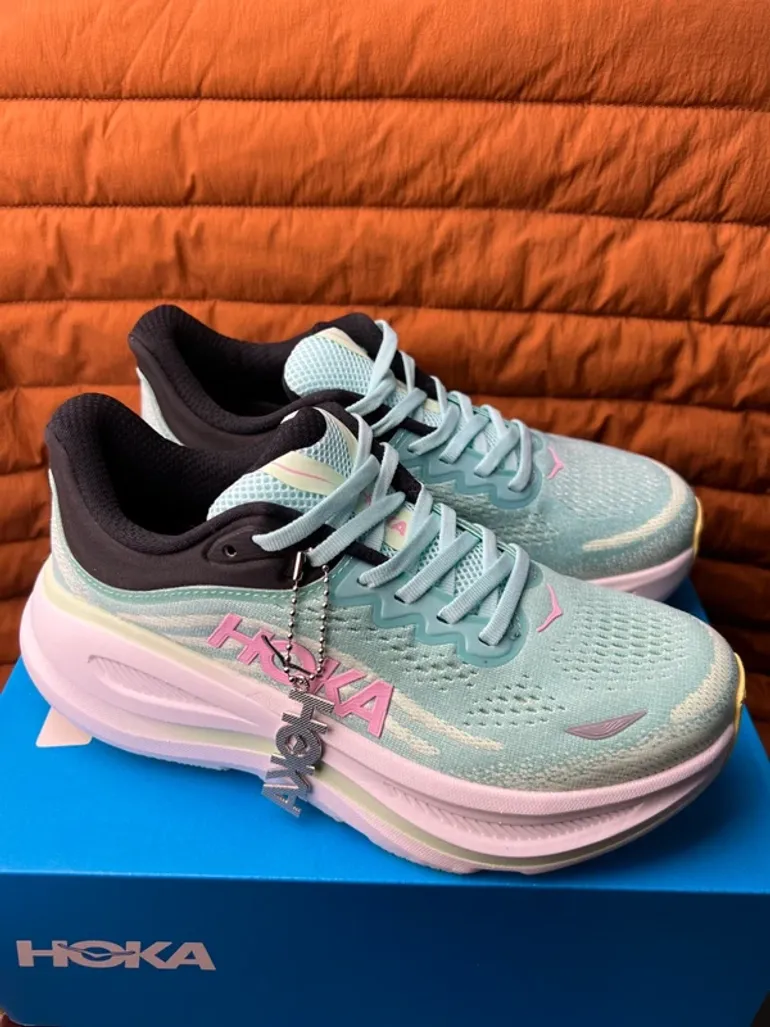 Tweedehands Hoka Shoes Size 38 bike — afbeelding 4 van 12