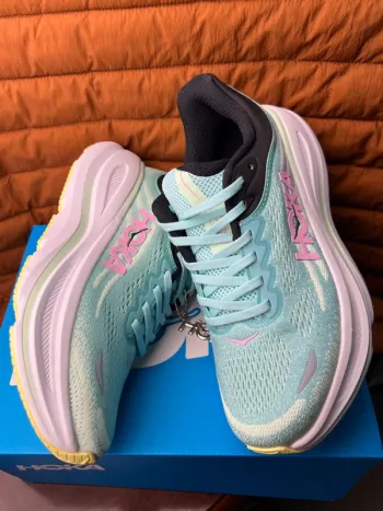 Tweedehands Hoka Shoes Size 38 bike — afbeelding 9 van 12