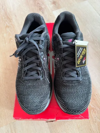 New Balance Fresh Foam Running Shoes d'occasion