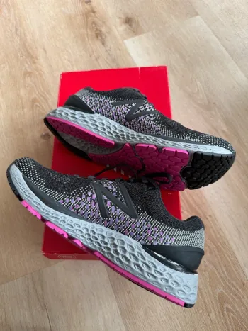Used New Balance Fresh Foam bike — image 2 of 7
