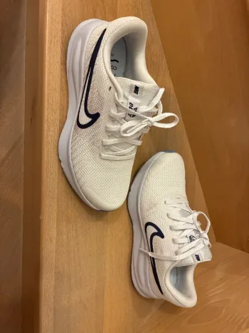 Używany Nike Basket Running Shoes