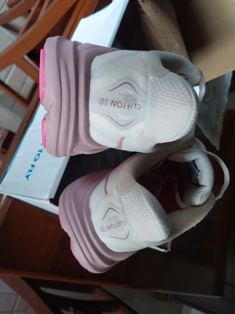 Tweedehands Hoka Clifton 10 bike — afbeelding 4 van 7