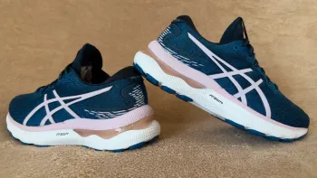 Käytetty Asics GEL-Nimbus 24 bike — kuva 10 / 15