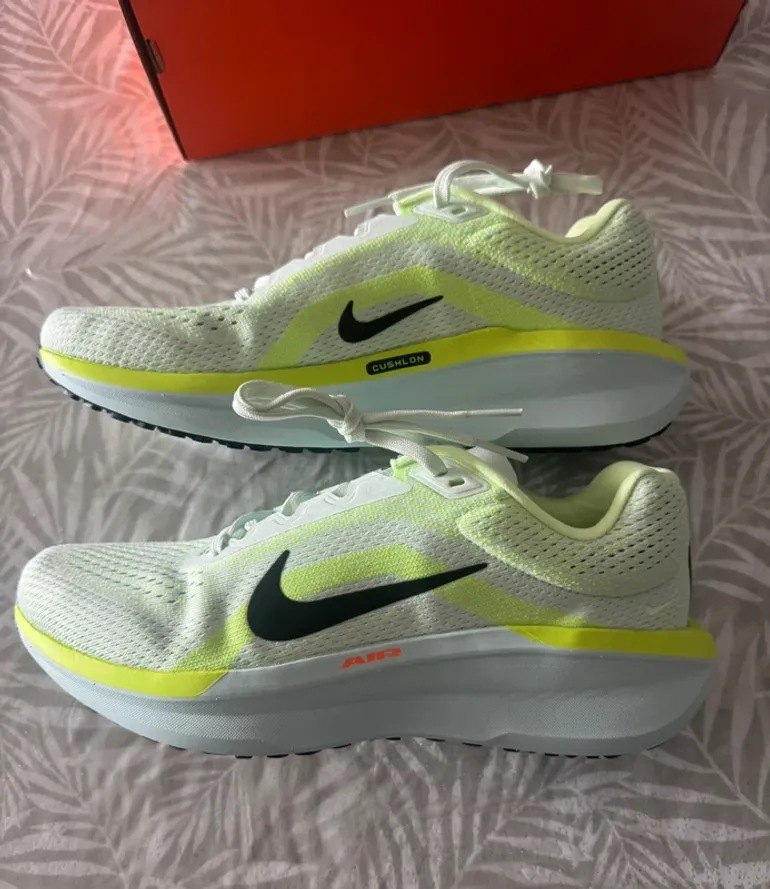 Nike Air Winflo 11 bike d'occasion — image 2 sur 3