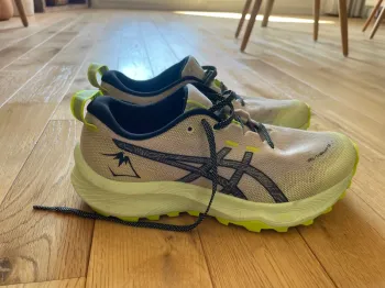 Used Asics Gel Trabuco 12 bike — image 3 of 5