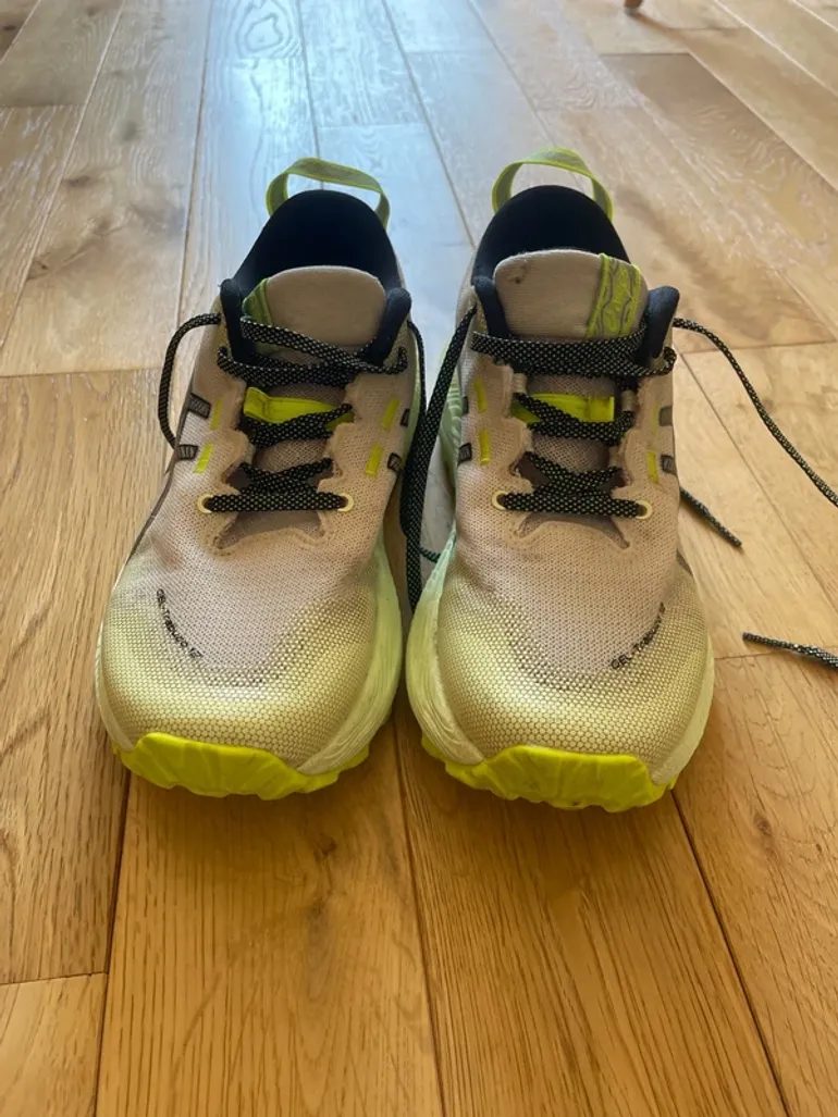 Used Asics Gel Trabuco 12 bike — image 2 of 5