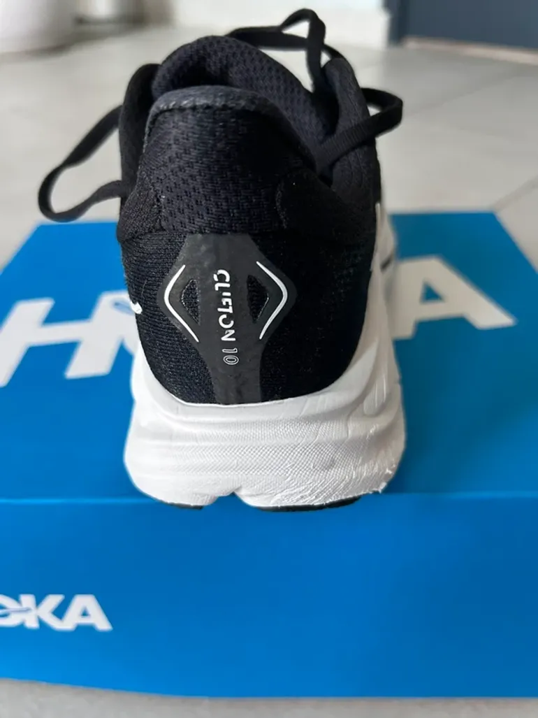 Used Hoka Clinton bike — image 2 of 4