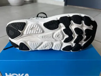 Used Hoka Clinton bike — image 3 of 4
