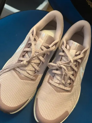 Ideal Run Defy Running Shoes d'occasion