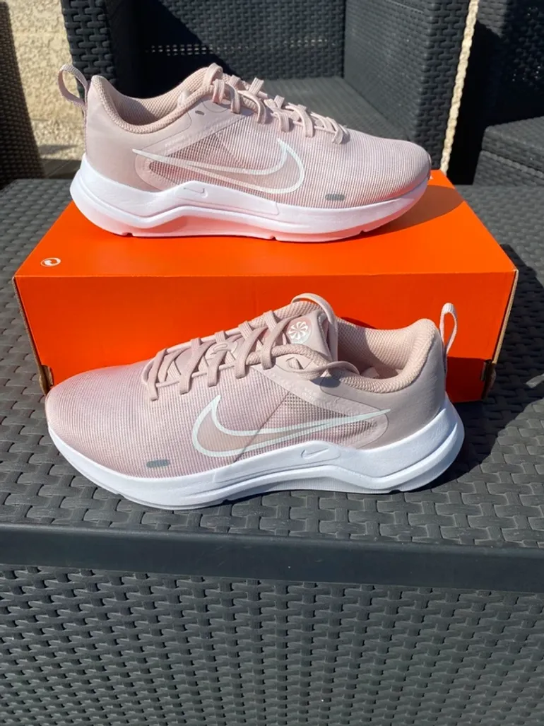 Tweedehands Nike Downshifter 12 bike — afbeelding 3 van 12