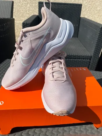 Tweedehands Nike Downshifter 12 bike — afbeelding 6 van 12
